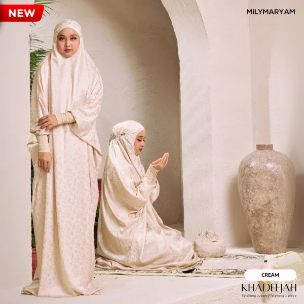 KHADEEJAH – [Telekung Jubah] 1-Piece Berlengan – Free Bag Telekung + Free Mini Sejadah Muka